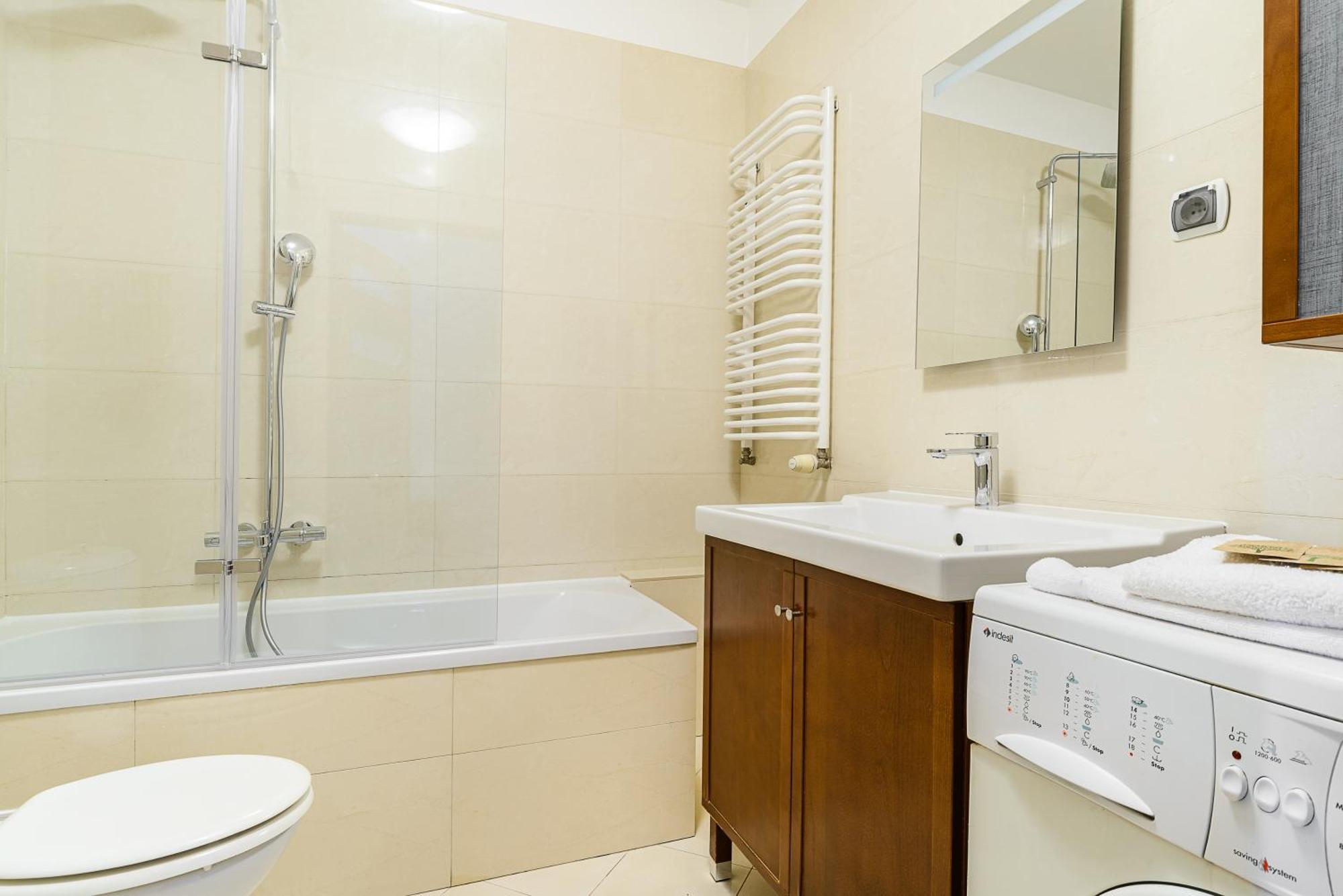 Dworzec Gdanski P&O Apartments Варшава Екстер'єр фото